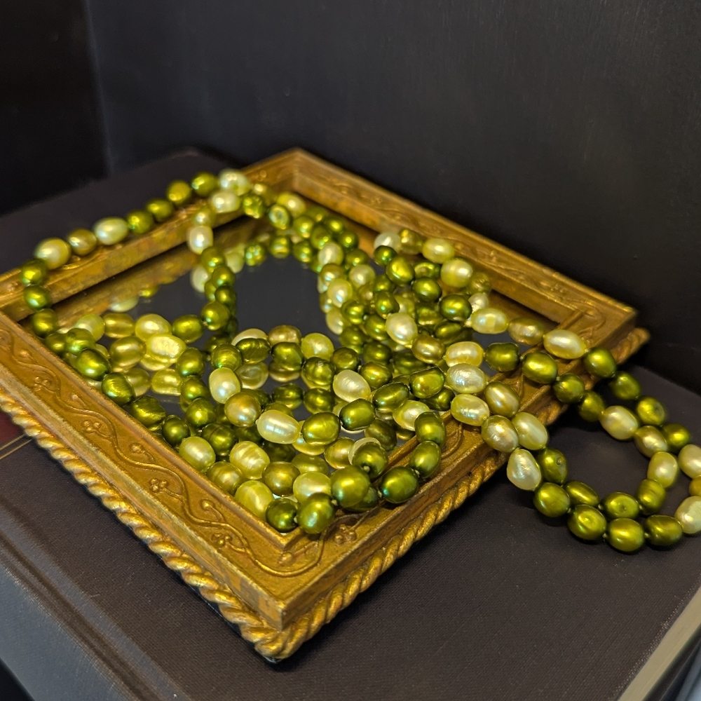 Green and Cream Faux Pearl Necklace